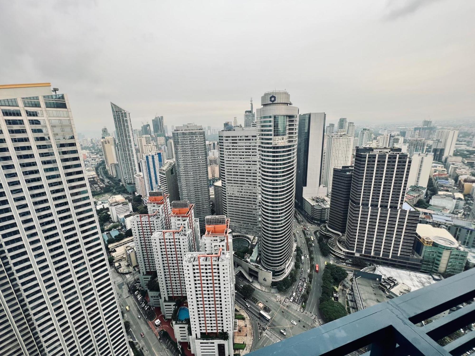 Air Residence Makati มะนิลา ภายนอก รูปภาพ
