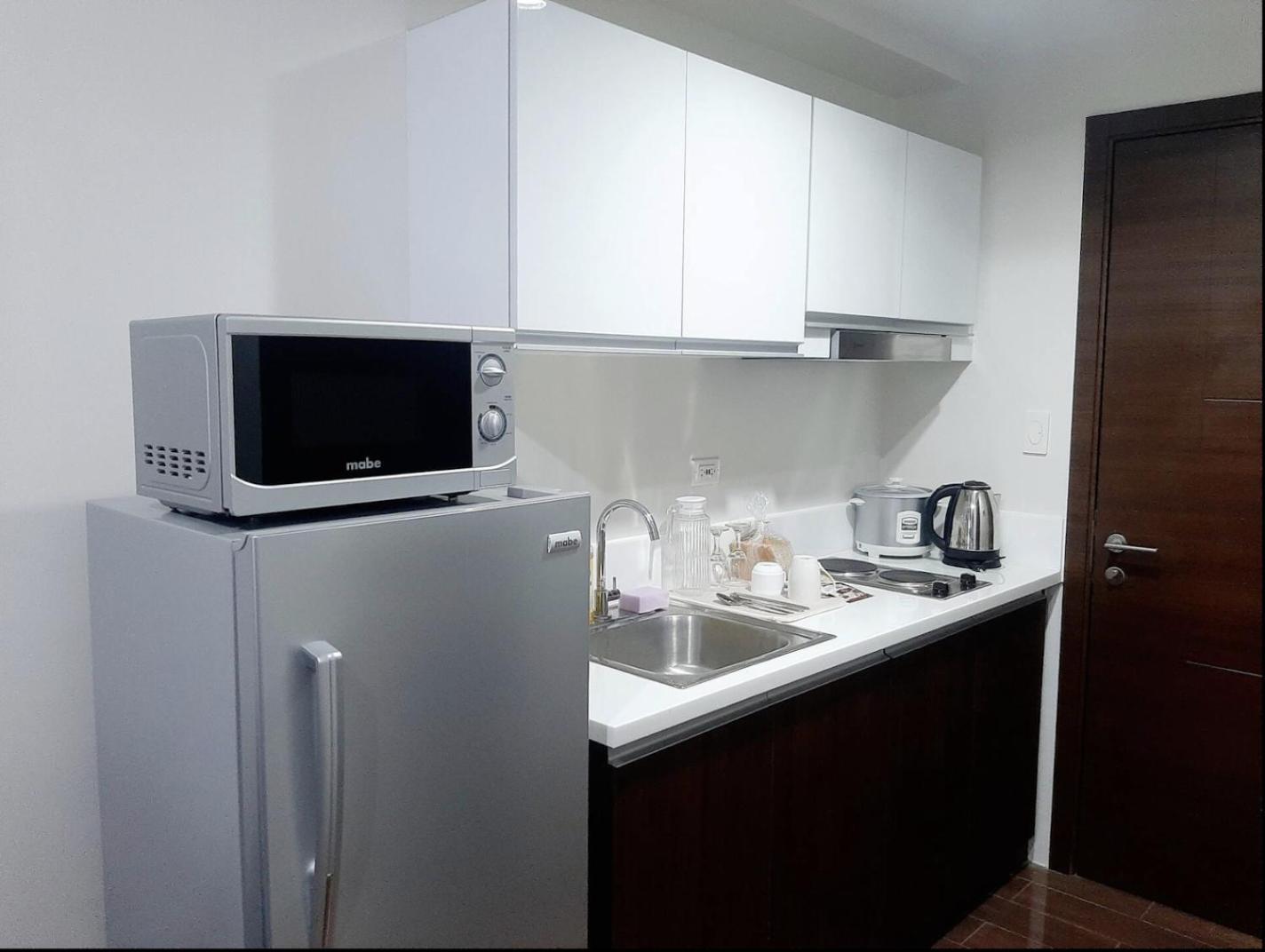 Air Residence Makati มะนิลา ภายนอก รูปภาพ